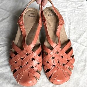 Earth Origin Sandals size 8.5